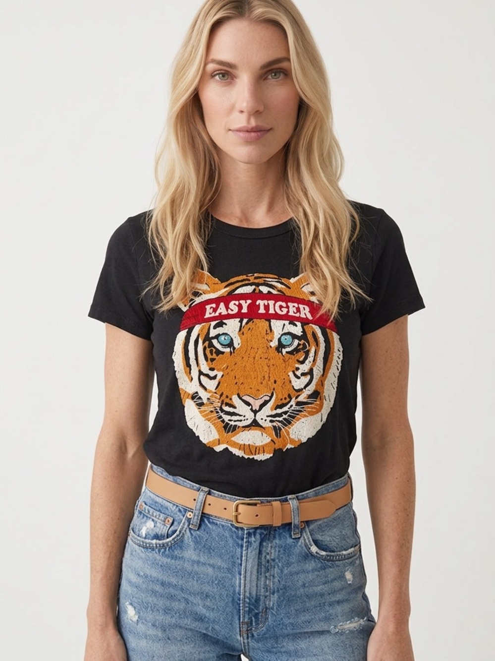 CHASER | Dark Brown 'Easy Tiger' Graphic Tee Women’s Size Large